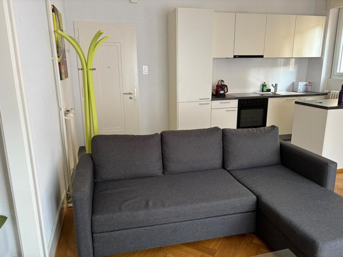 6 Minutes Walking From Railway Station *