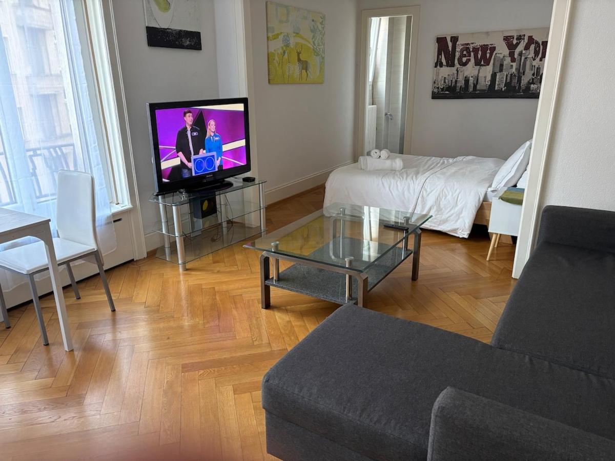 6 Minutes Walking From Railway Station